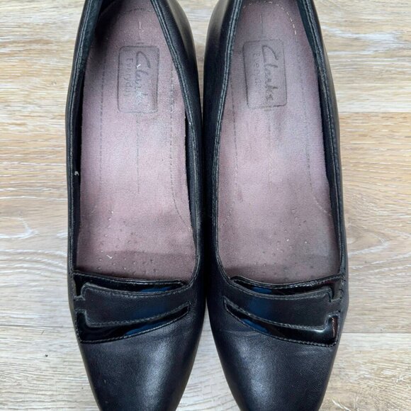 Clarks Levee Delta Black Leather Pump Women' Size 8M - Picture 2 of 6